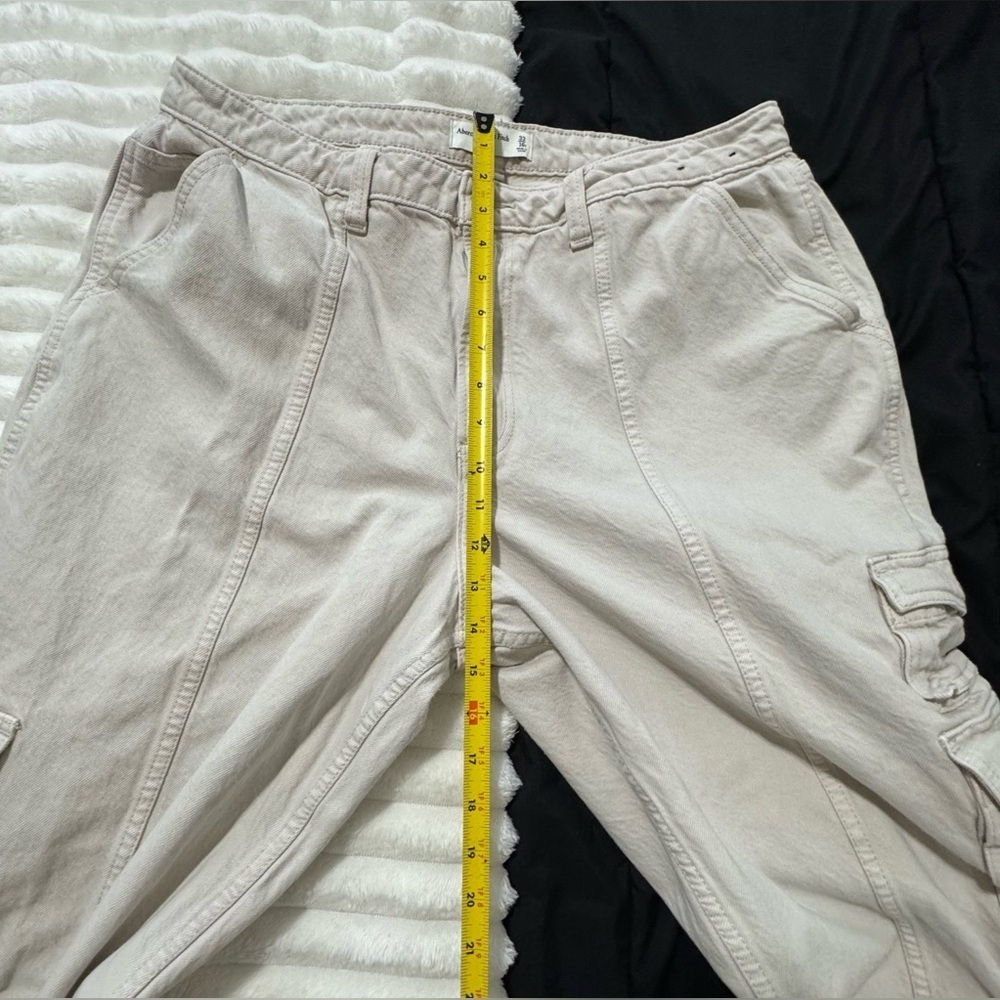 Abercrombie & Fitch Women Cream Curve Love Cotton Cargo
Pants Size 33/16L27Long - Picture 8 of 11